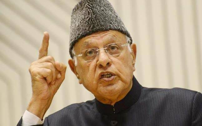 Former Chief Minister Farooq Abdullah again mired in a controversy; says, "Yasin Malik is ready to die for self respect of Kashmiris."