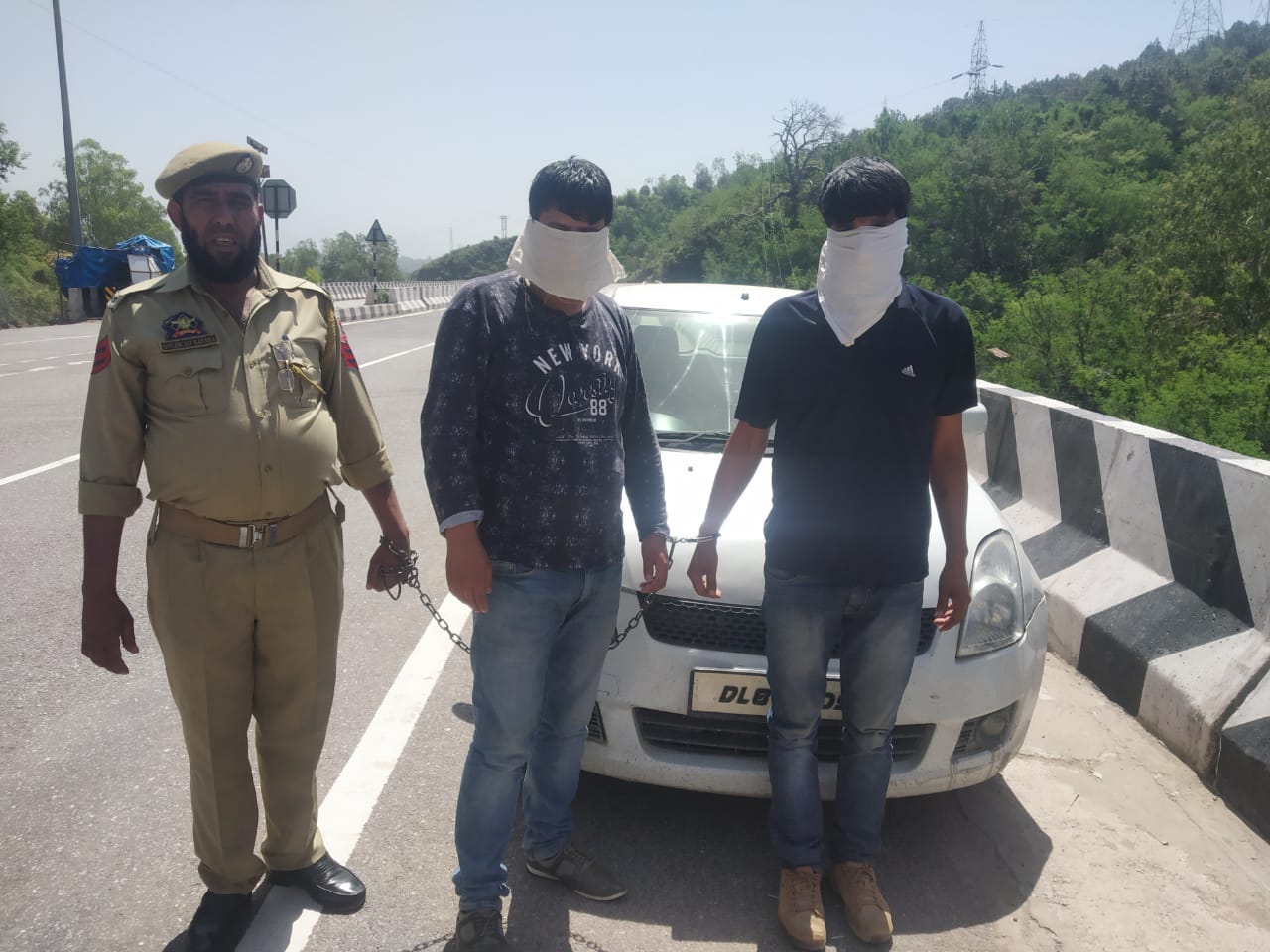 Two arrested with 125 grams Heroine worth 7.5 Lakhs in Udhampur 