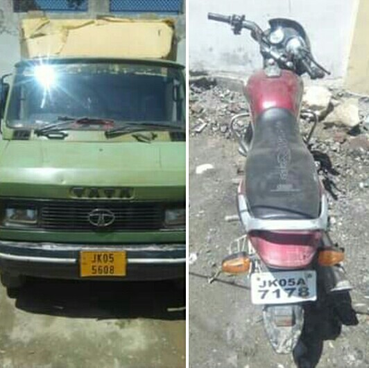 Bandipora Police recovers stolen vehicles and goods worth Lakhs 