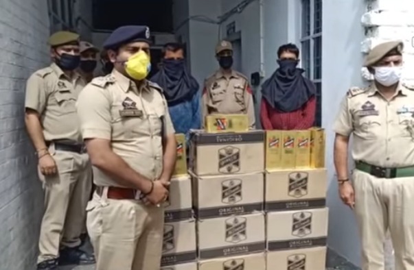 Jammu police arrests liquor smugglers, recovered 131 bottles