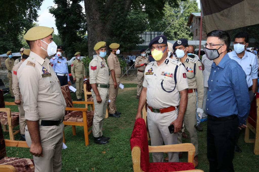J&K Police in collaboration with Department of Health, Medical Education organizes Plasma Screening Camp