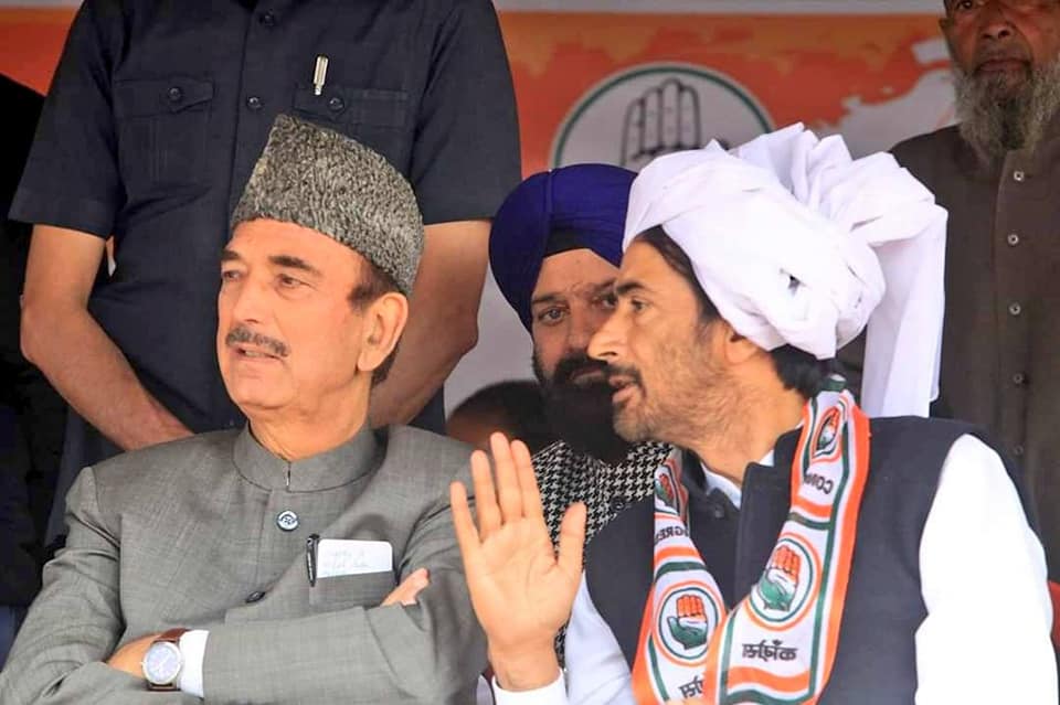 Azad makes a U-turn; now says, "will claim the PM post." 