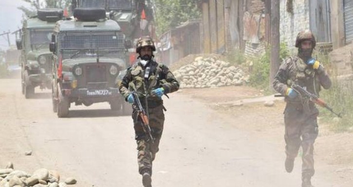2 jawans injured in Pulwama encounter, militants escape, operation called off