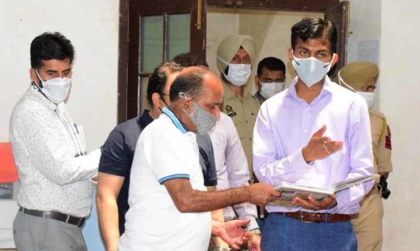 DC Jammu inspects progress of work on Mubarak Mandi Heritage Complex