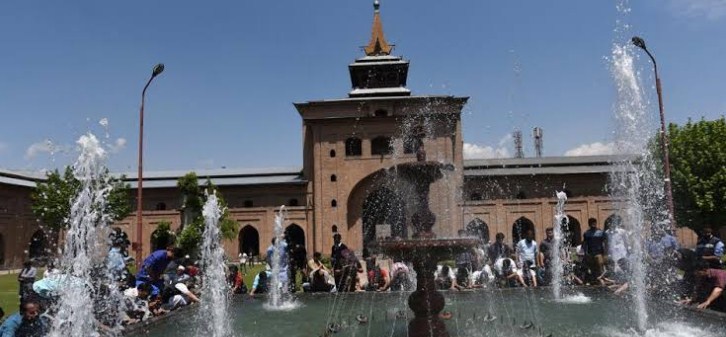 J&K: Friday prayers held at historic Jamia Masjid in Srinagar
