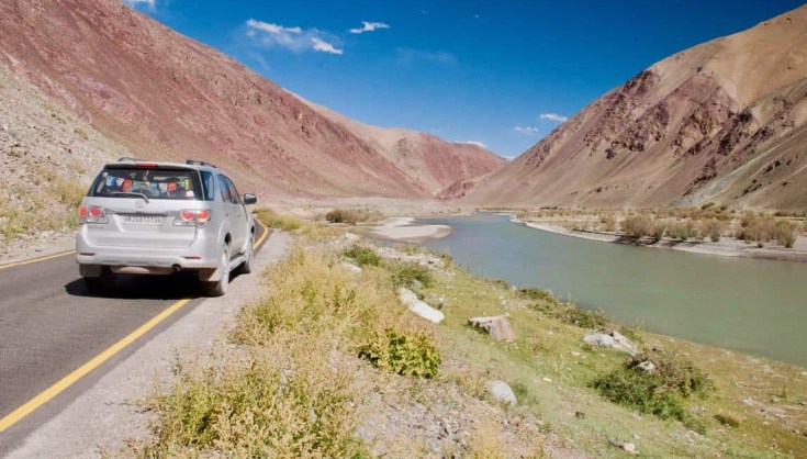 6 AIS officers posted in Ladakh