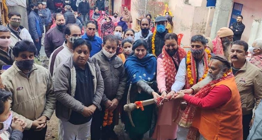 Jugal,Purnima kick started developmental Works at ward No.01 Jammu