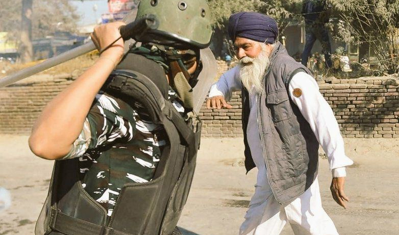 Rahul Gandhi shares viral photo, says ‘this is very dangerous’