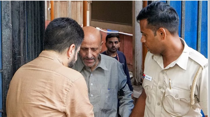 ‘I will sacrifice my life’: Kashmir MP Engineer Rashid before surrendering at Tihar Jail