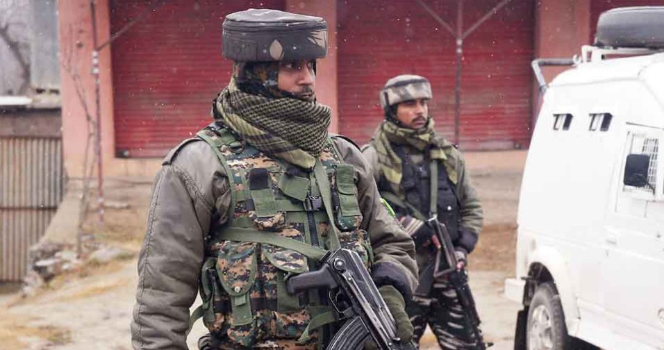 Jaish commander involved in Pulwama attack among 3 killed in J&K's Awantipora; 3 jawans injured