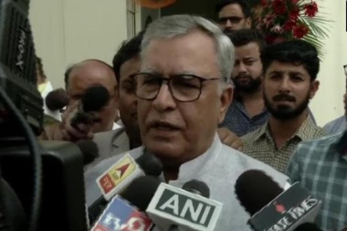After Jammu, Political leaders in Kashmir to be released 'One by One': Advisor Farooq Khan