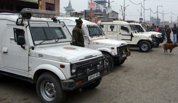 Friday prayers held peacefully in Kashmir, drones used during Jamia Nimaz