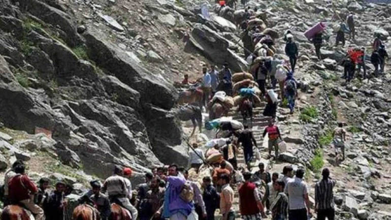 Two Amarnath pilgrims die near cave shrine in Kashmir Himalayas