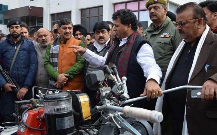Union Agri Minister inaugurates several projects in Samba along with MP Jugal Kishore 