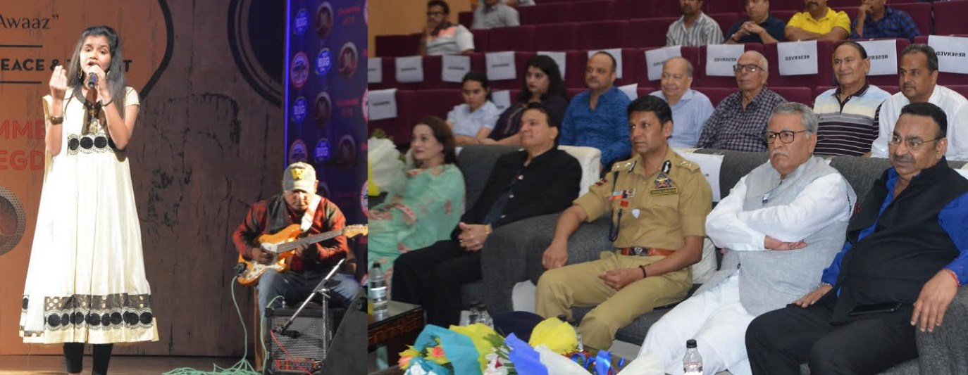 Advisor Khan emphasizes strenuous efforts to harness state’s young talent