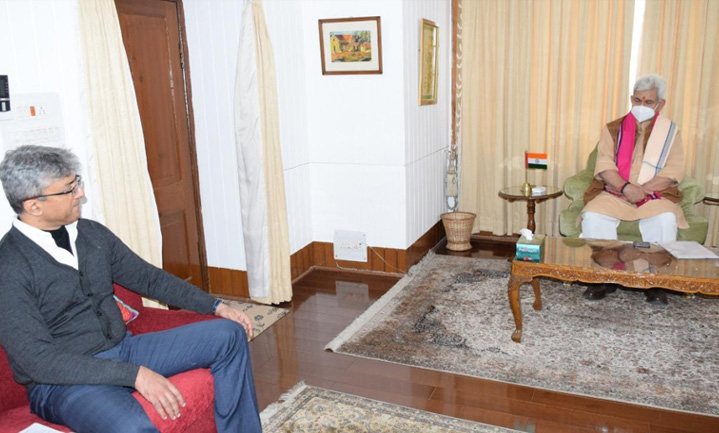 Film-maker Kabeer Kaushik calls on Lt Governor