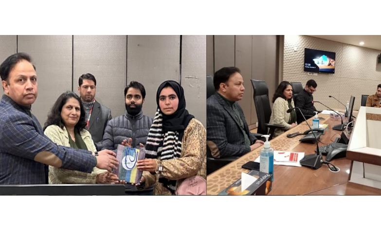 JKRLM Digipay Sakhis turned Banking correspondents courtesy J&K Bank