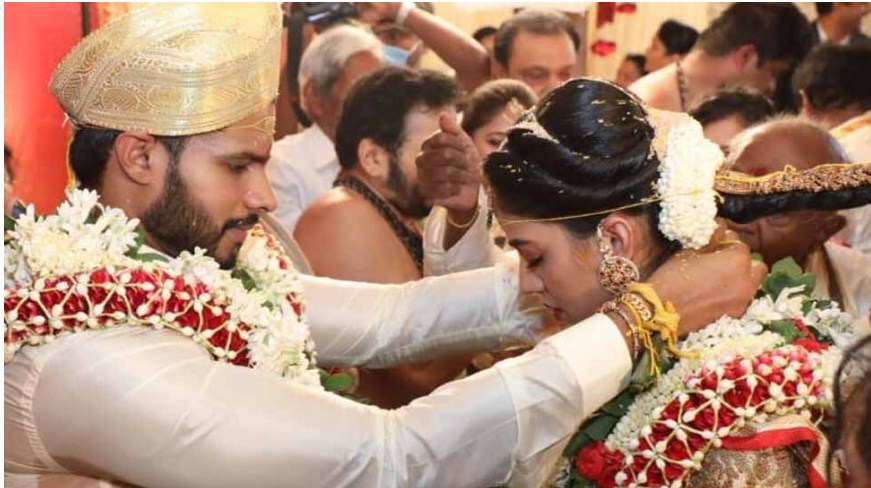 Former Karnataka CM HD Kumaraswamy organises son's wedding amid coronavirus COVID-19 crisis
