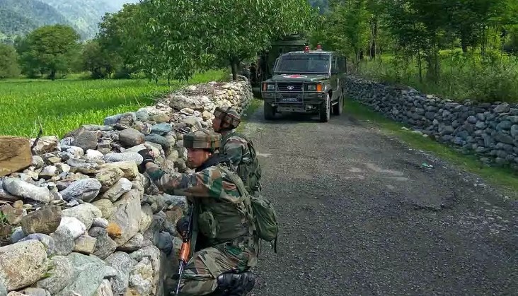 Live shell triggers panic in J-K's Poonch