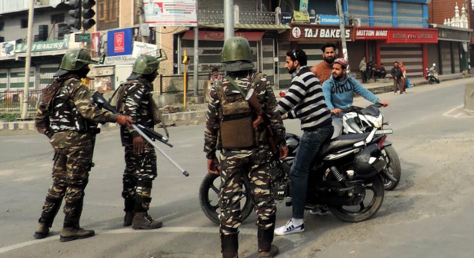 Life remain crippled for 89th day in Kashmir