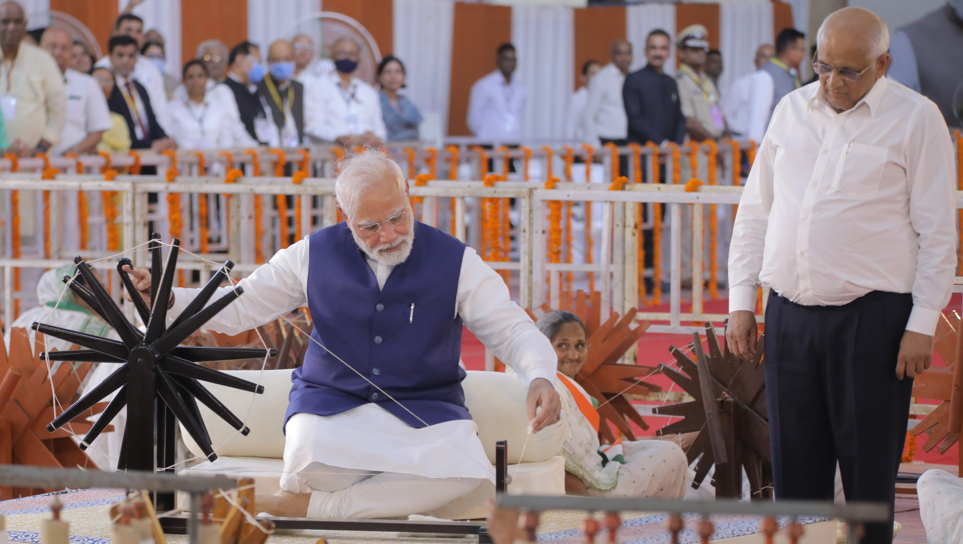 This festive season, gift only khadi products: PM Modi appeals to citizens
