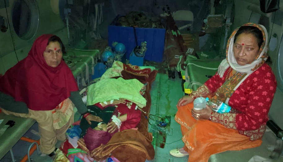 BSF troops evacuate woman in labour pain during heavy snowfall