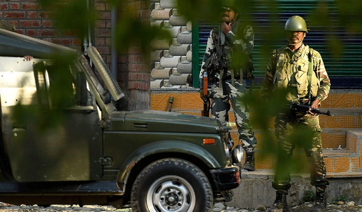 Jaish militant held in J&K's Budgam