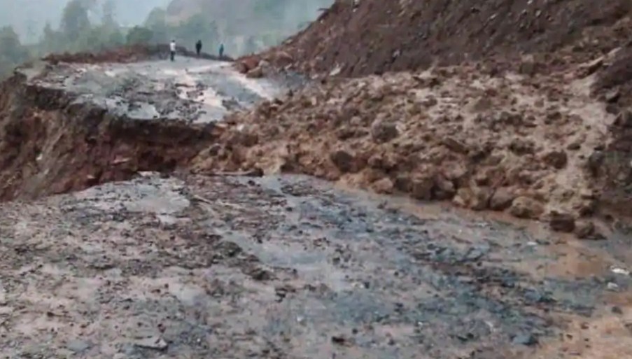 Srinagar-Leh highway closed due to landslides