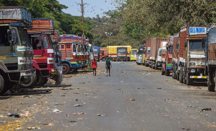 Truckers to block J&K border from today