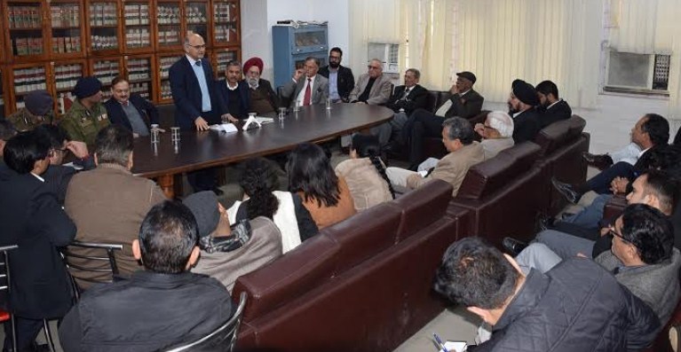 Lawyers’ demands would be looked into: Advisor Sharma