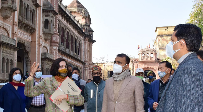 Principal Secretary to Lt Governor visits Mubarak Mandi complex, inspects ongoing restoration & renovation works