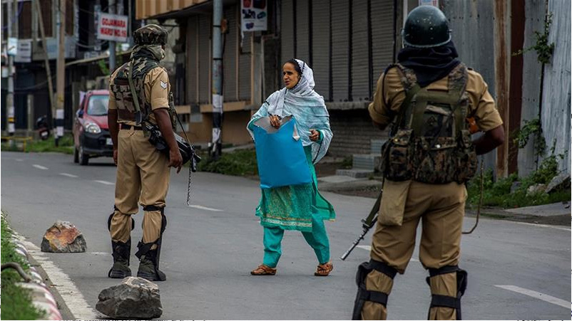 COVID-19: 2 villages declared red zones to prevent spread of disease in Shopian