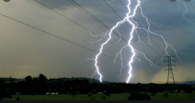 Lightning strike kills man in J-K's Poonch