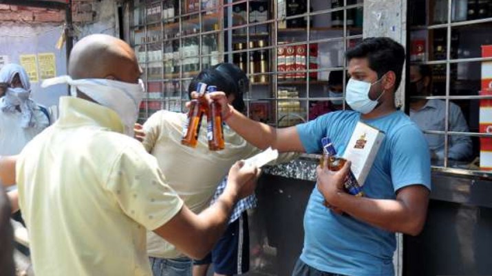 What Price Hike? On Day 2, Queues Outside Delhi Liquor Shops Since 4 am