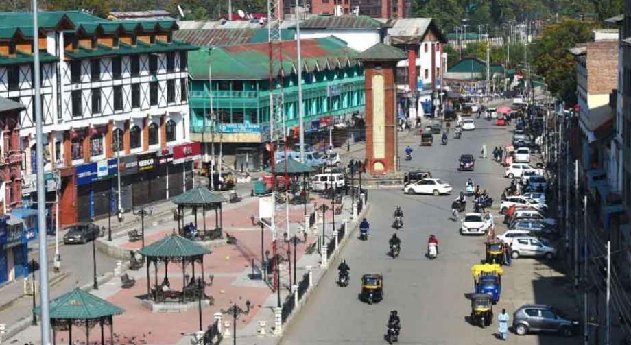 J&K administration releases four more political leaders from house arrest