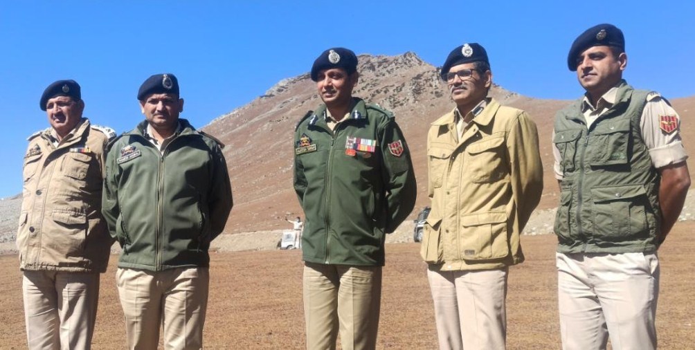 IGP Jammu Zone review overall security & border situation of the region during his  two days visit to Poonch