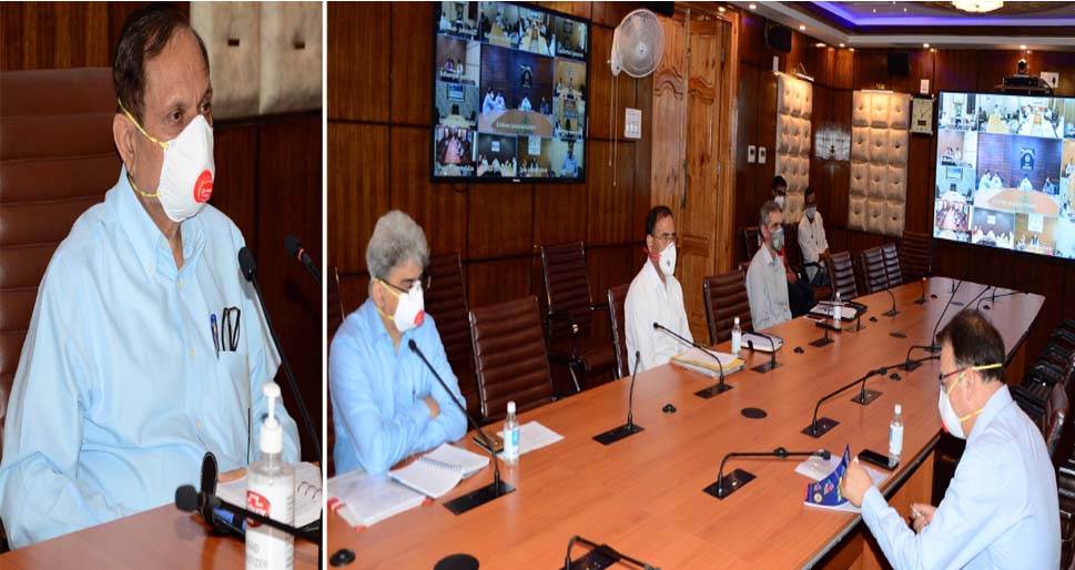 Advisor Bhatnagar chairs COVID-19 review meet