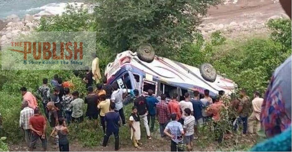 Over 40 Injured As Mini Bus Falls Into A Gorge In Jammu's Udhampur