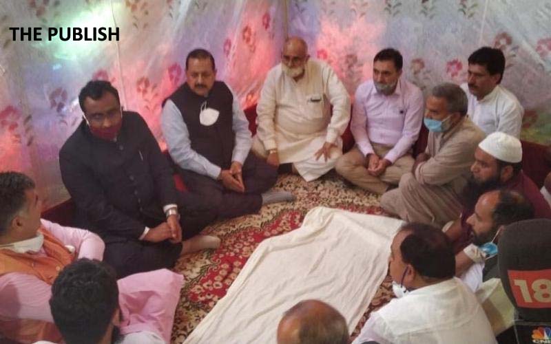 J-K: BJP Leaders Meet Slain Party Man Wasim Bari's Family, Offer Support