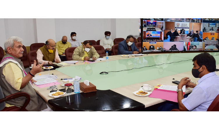 Lt Governor interacts with Div Coms, DCs, SPs; sets out agenda of transparent, accountable and citizen-centric administration