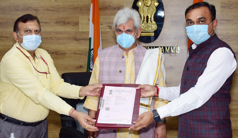 Lt Governor reviews Master Plan of Bhawan & Extended Shrine Area of Shri Mata Vaishno Devi;MoU signed between Shrine Board-CPWD for construction of Durga Bhawan  