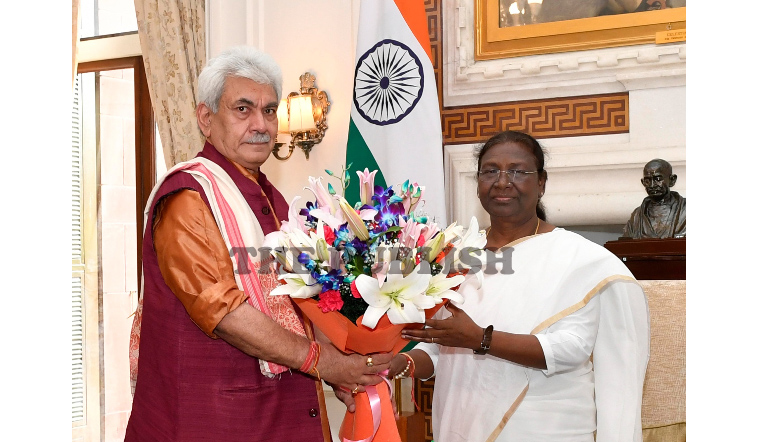 Lt Governor of J&K Manoj Sinha called on President Droupadi Murmu at Rashtrapati Bhavan