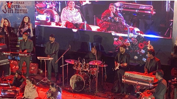Army organises music concert to felicitate young talent in Kashmir; Noorani Sisters, local bands perform