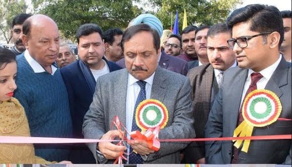 Advisor Bhatnagar advocates Policy of Zero tolerance against traffic rule violators