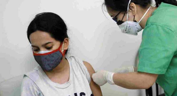 Over 2.60 crore unutilised Covid vaccine doses available with states, private hospitals: Govt