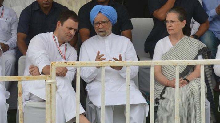 Congress all set for 'Bharat Bachao' rally at Ramlila Maidan in Delhi   