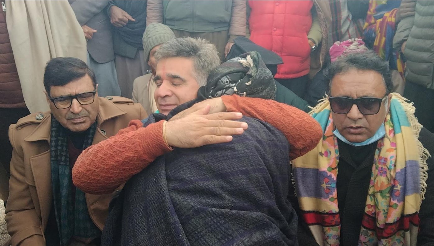 BJP leaders visited Badhal, met the victim families,  assured justice