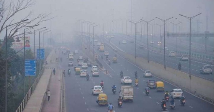 Delhi's air quality improves to ‘poor’; health experts urge locals to take extra precautions