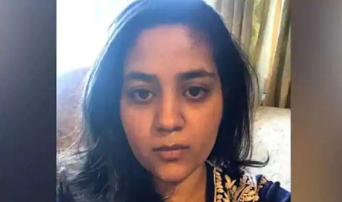 ‘No Country For Muslims,’ Says Mehbooba Mufti’s Daughter on Citizenship Amendment Bill