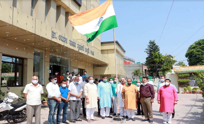Tiranga hoisted by BJP leaders across J&K